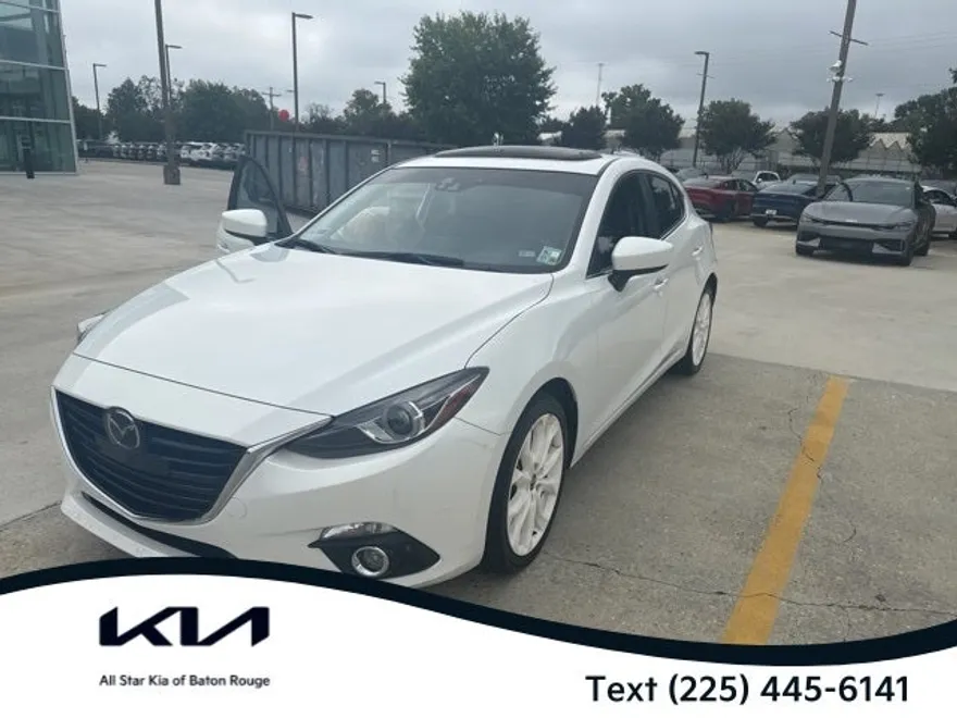 2016 Mazda Mazda3 s Grand Touring photo 1