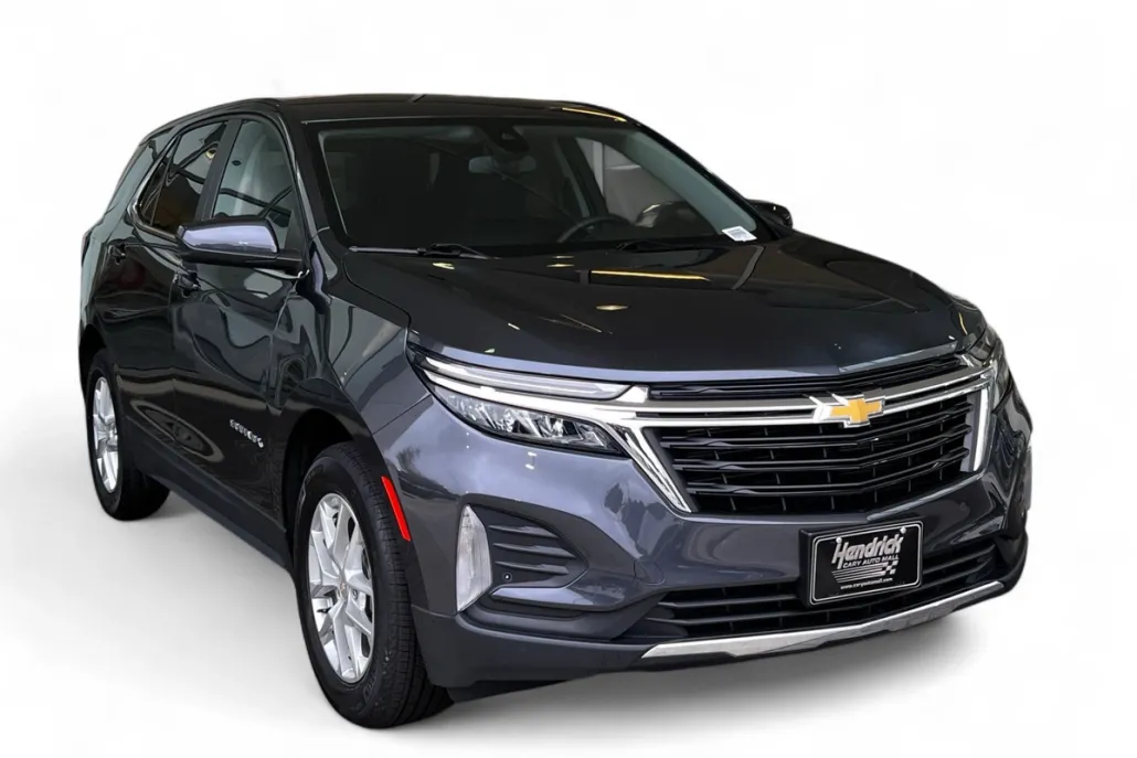 2023 Chevrolet Equinox LT photo 1
