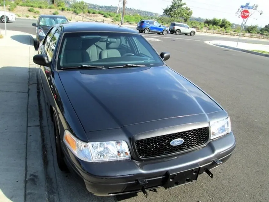 2011 Ford Crown Victoria Police Interceptor photo 1