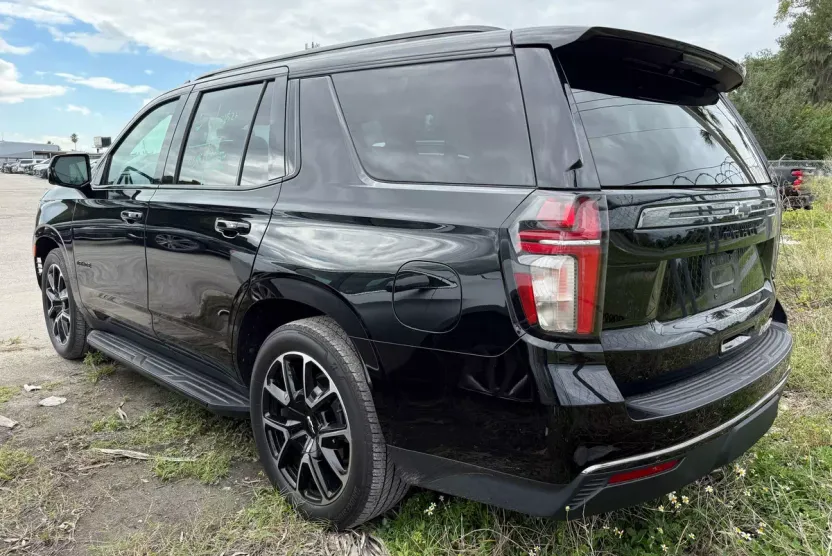 2021 Chevrolet Tahoe RST photo 1