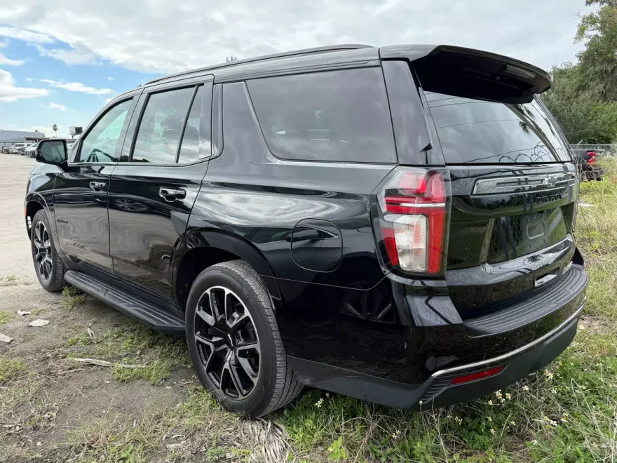 2021 Chevrolet Tahoe RST photo 1