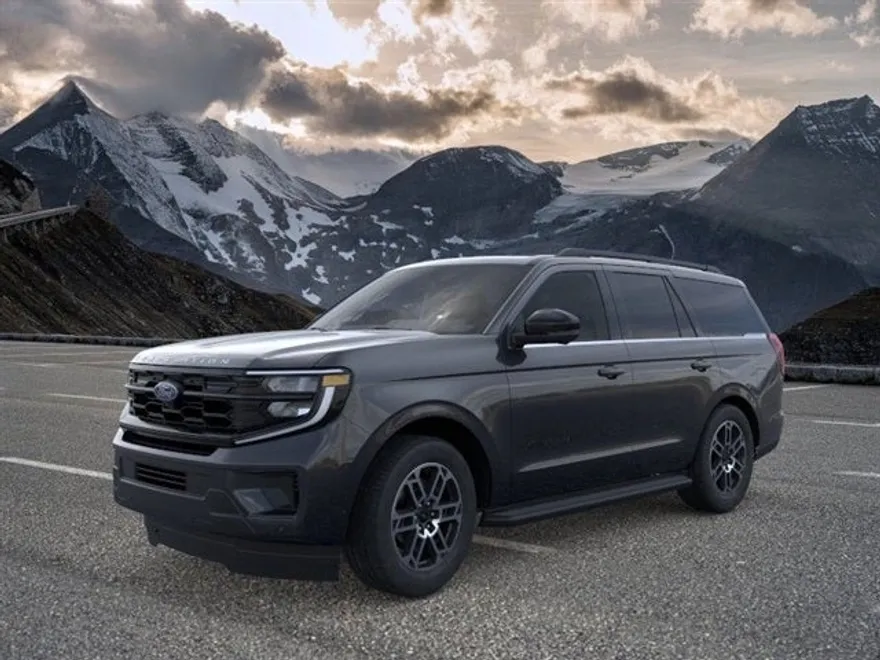 2025 Ford Expedition photo 1