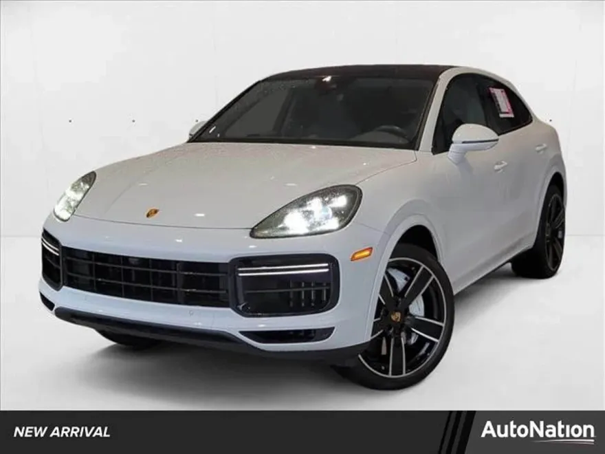 2023 Porsche Cayenne Coupe Turbo photo 1