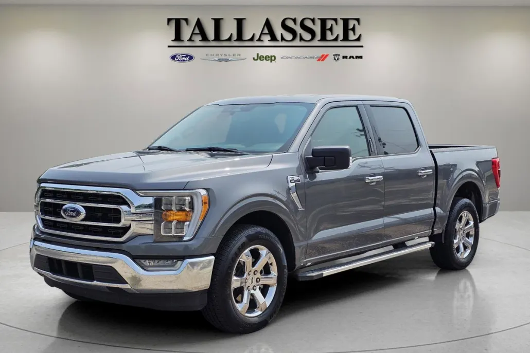 2023 Ford F-150 XLT photo 1