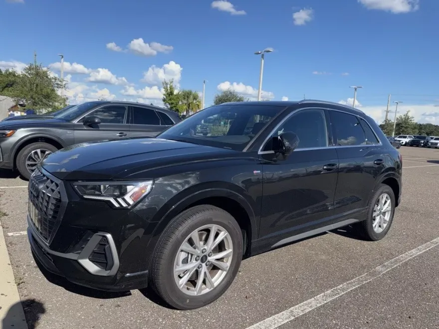2025 Audi Q3 Premium Plus S line photo 1