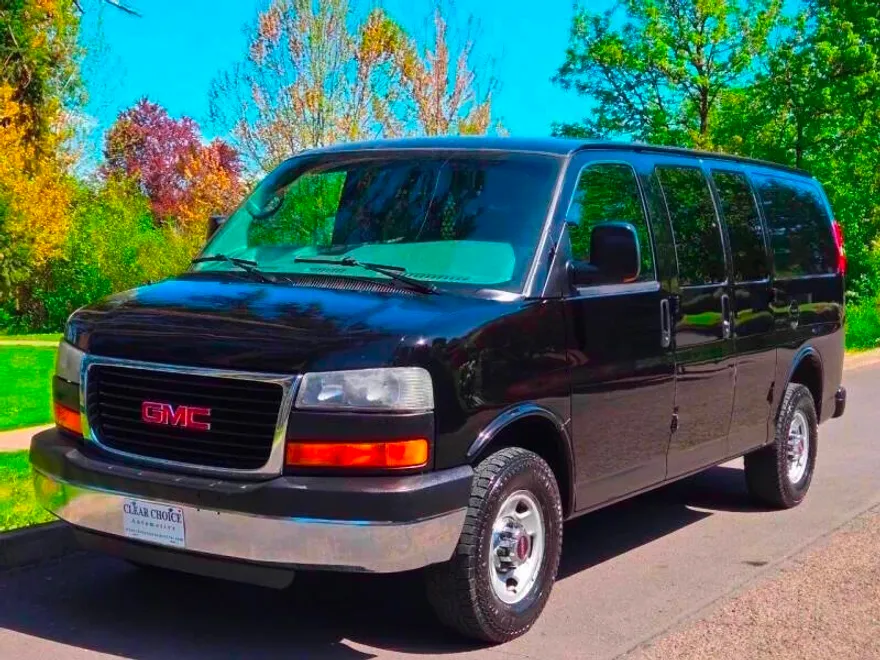 2008 Gmc Savana 3500 Cargo photo 1