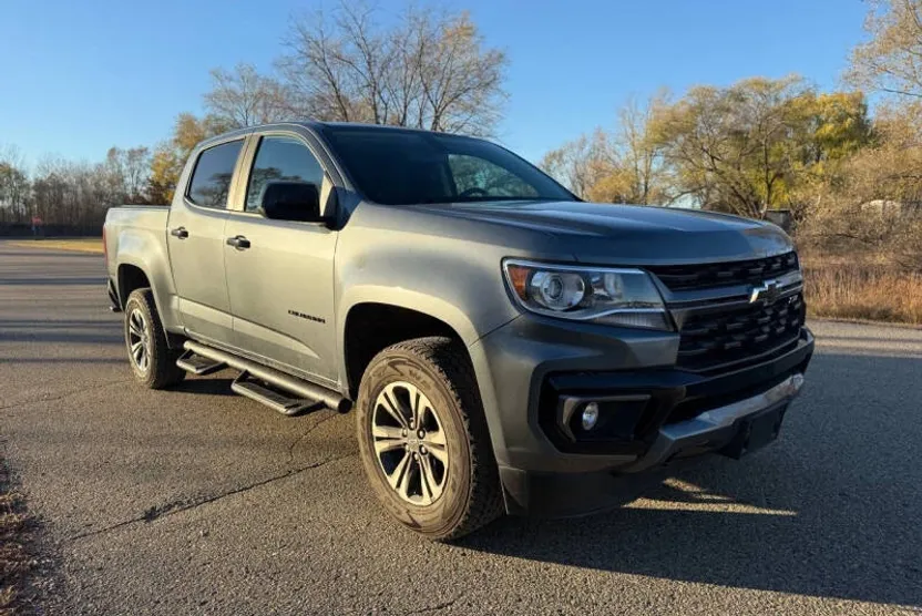2022 Chevrolet Colorado Z71 photo 1