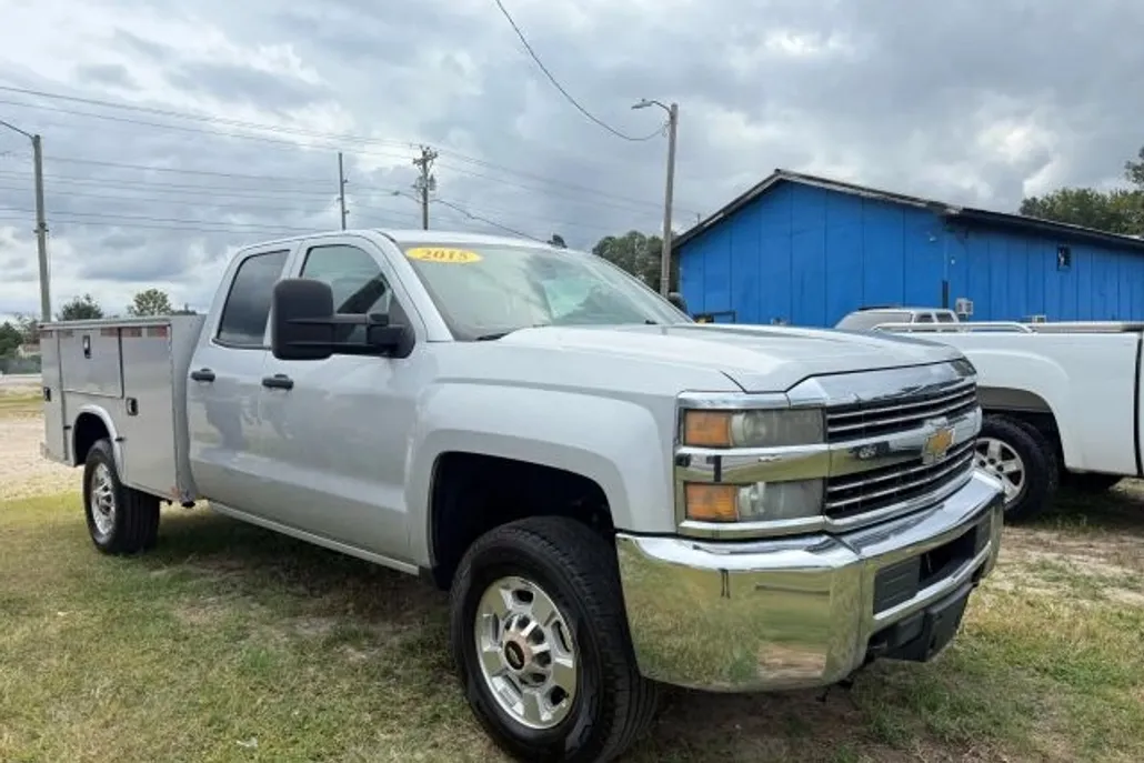 2015 Chevrolet Silverado 2500HD LT photo 1