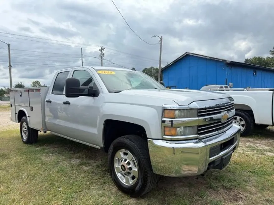 2015 Chevrolet Silverado 2500HD LT photo 1
