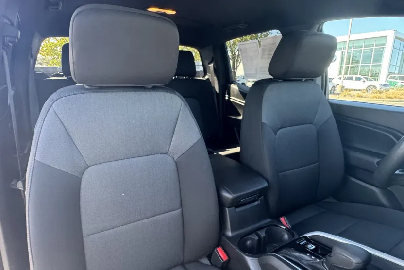 2024 Chevrolet Colorado Work Truck photo 1