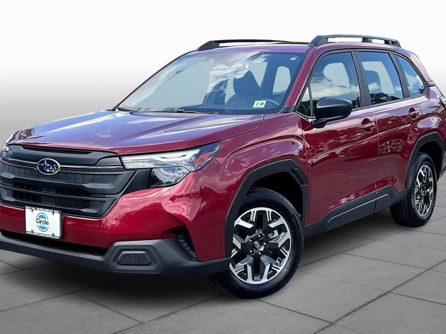 2025 Subaru Forester Base photo 1