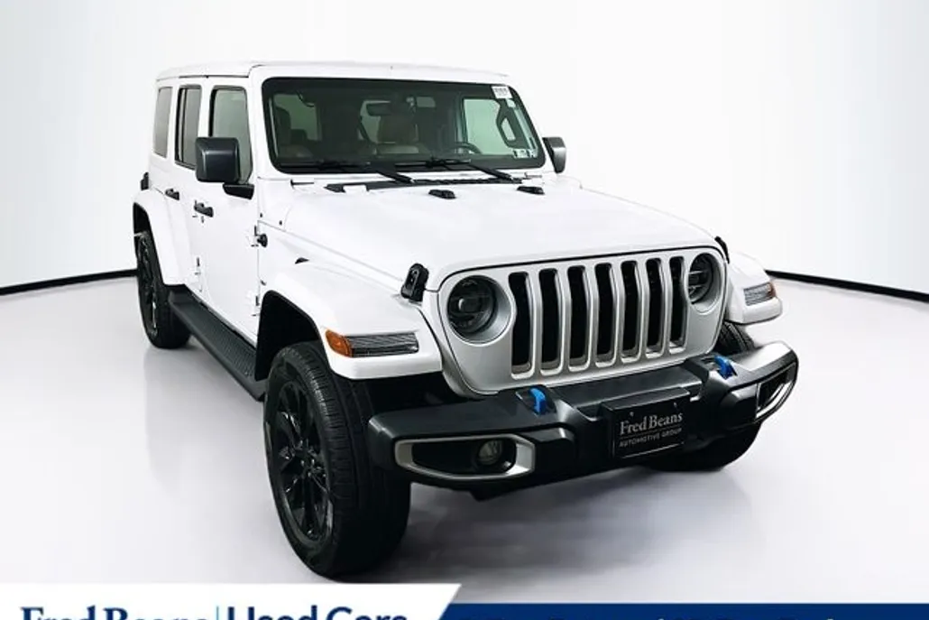 2022 Jeep Wrangler Unlimited Sahara 4xe photo 1