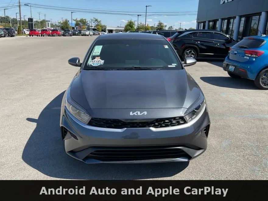 2024 Kia Forte LXS photo 1