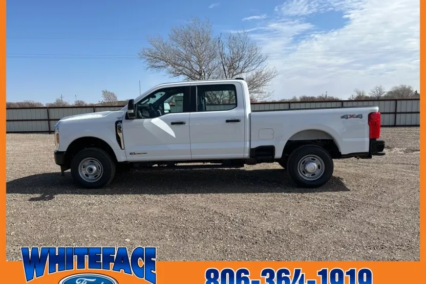 2025 Ford F-350 photo 1