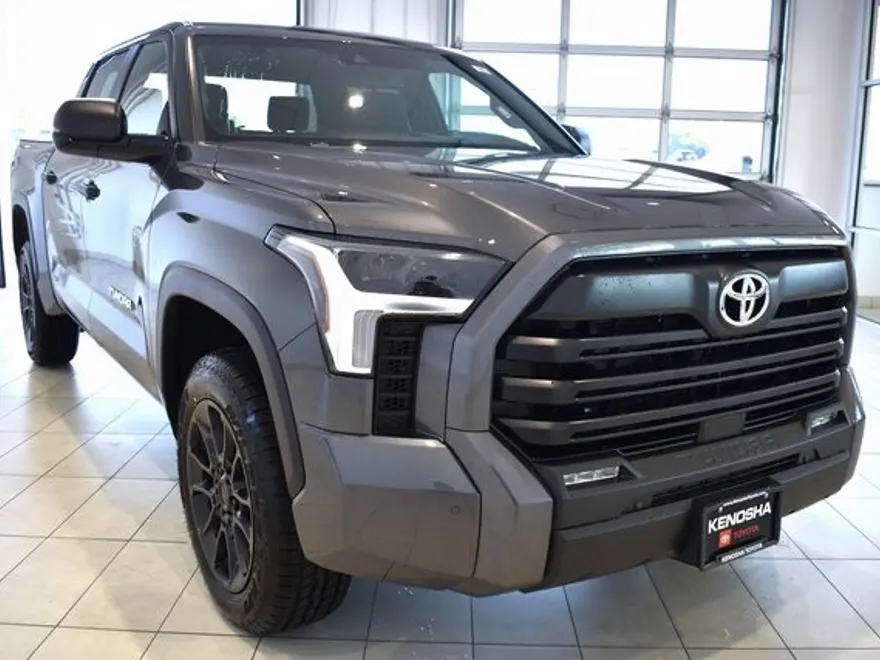 2026 Toyota Tundra SR5 CrewMax photo 1
