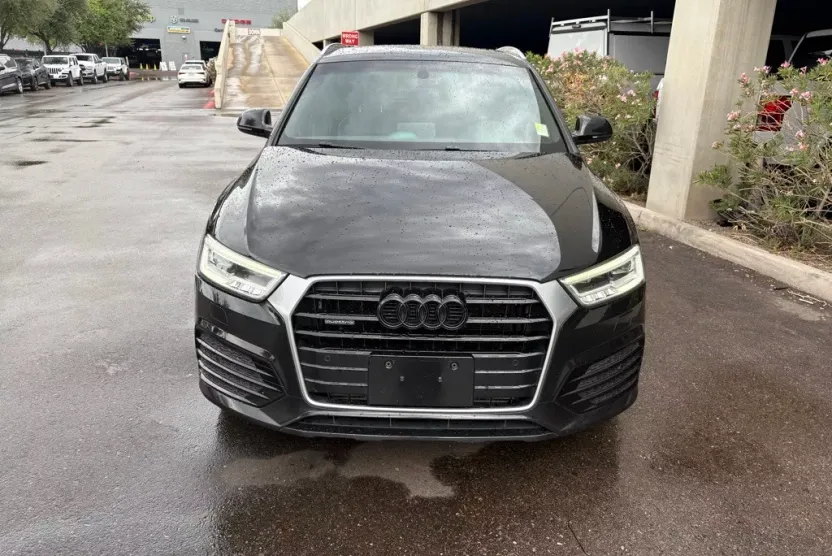 2018 Audi Q3 Premium Plus photo 1