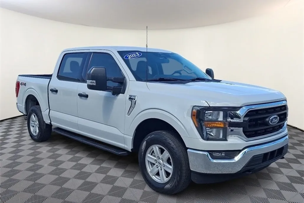 2023 Ford F-150 XLT photo 1