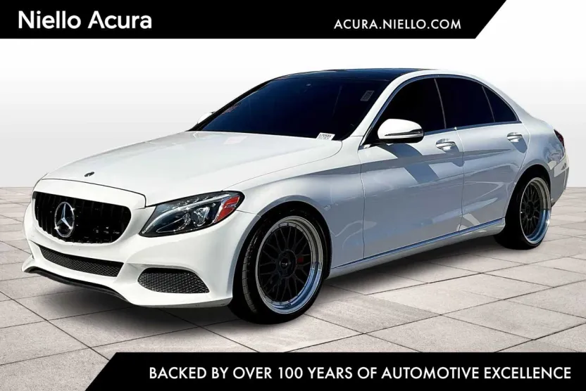 2018 Mercedes Benz C 350e photo 1