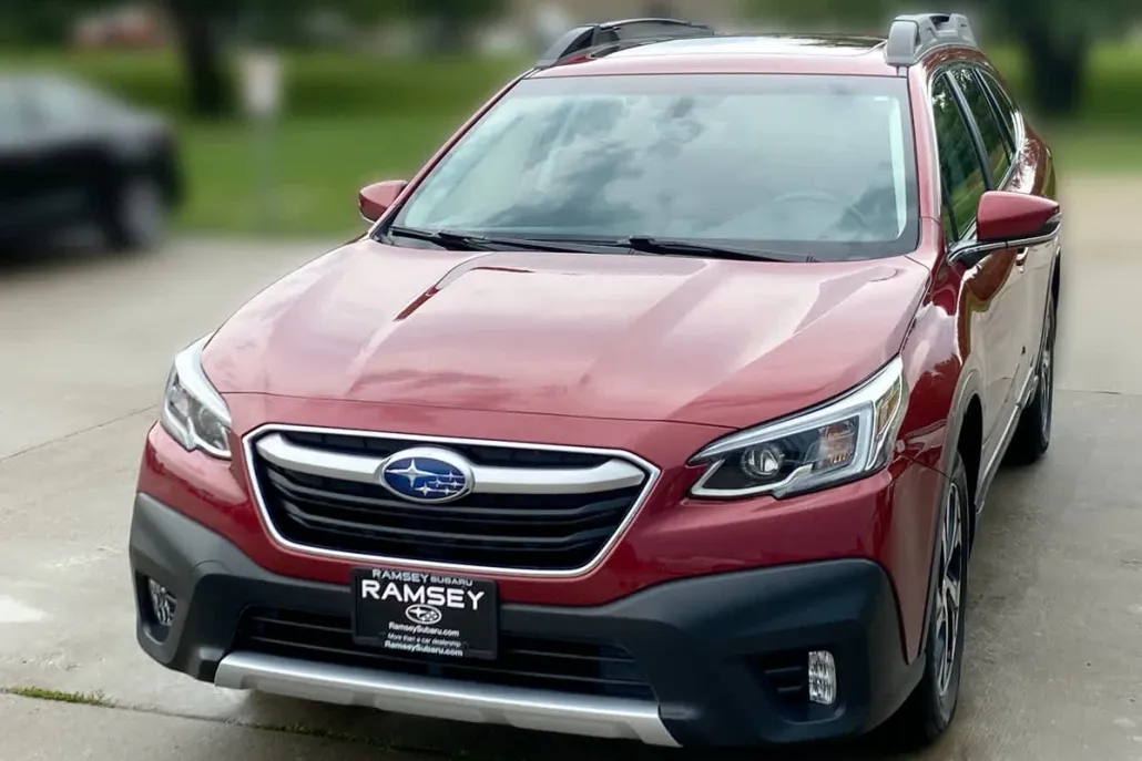 2020 Subaru Outback Limited photo 1