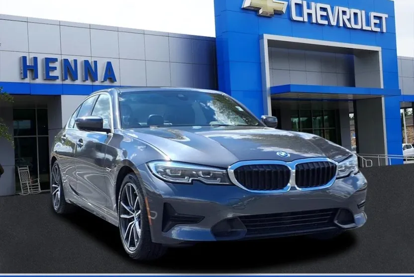 2022 Bmw 330e 3-Series photo 1