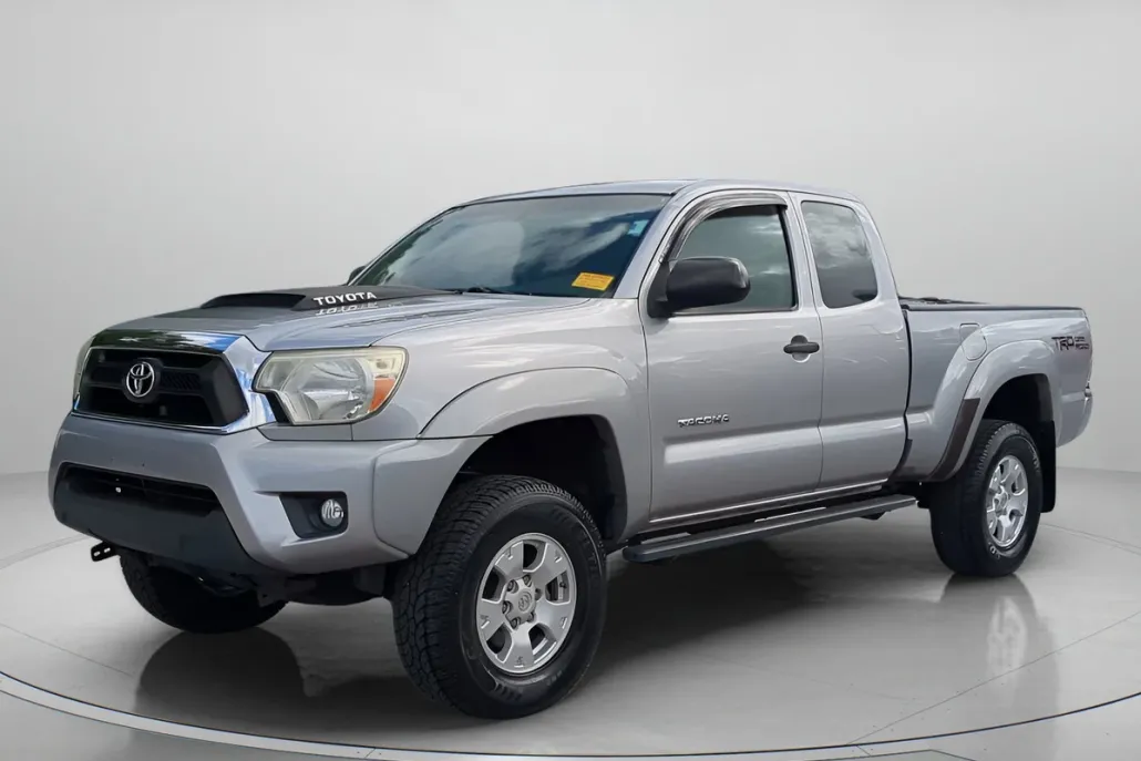 2015 Toyota Tacoma 4x4 V6 Access Cab photo 1