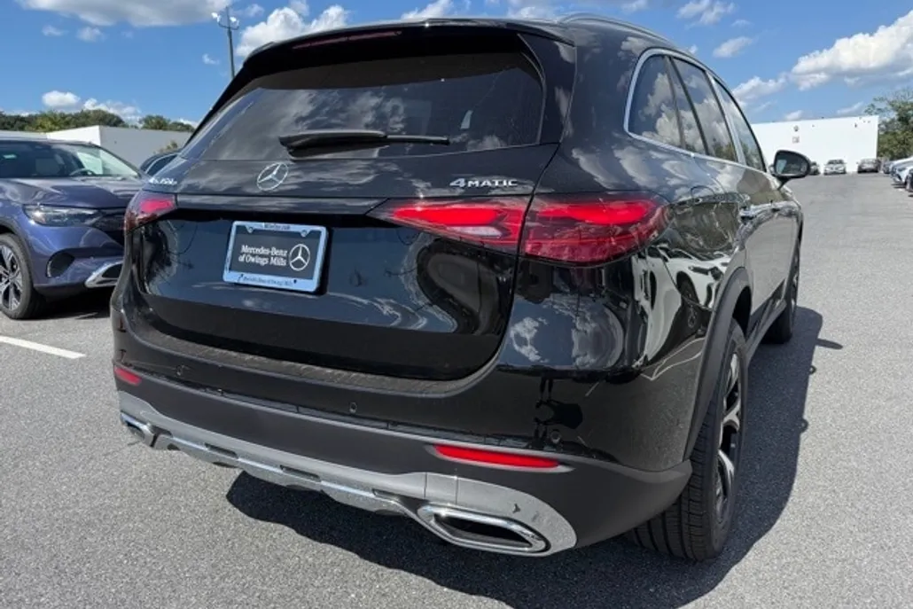 2026 Mercedes Benz GLC 350e 4MATIC photo 1