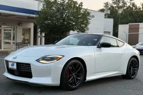 2024 Nissan Z Performance photo 2
