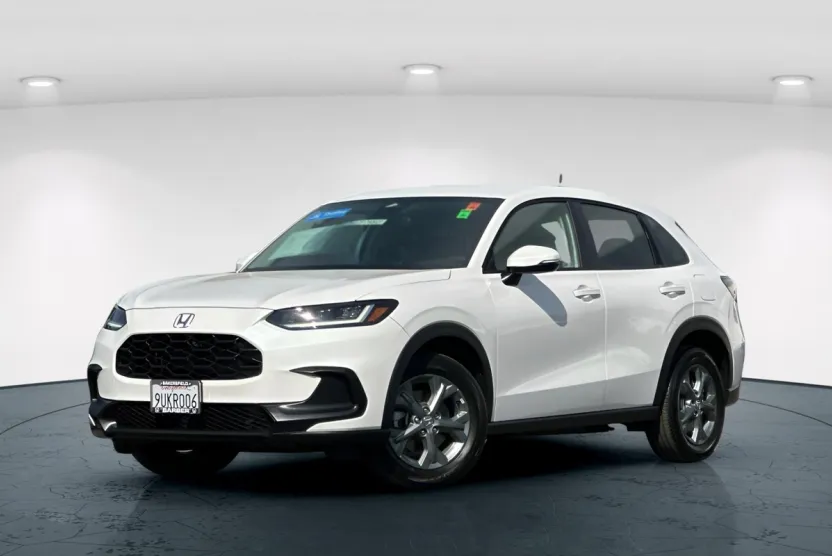 2026 Honda HR-V LX photo 1