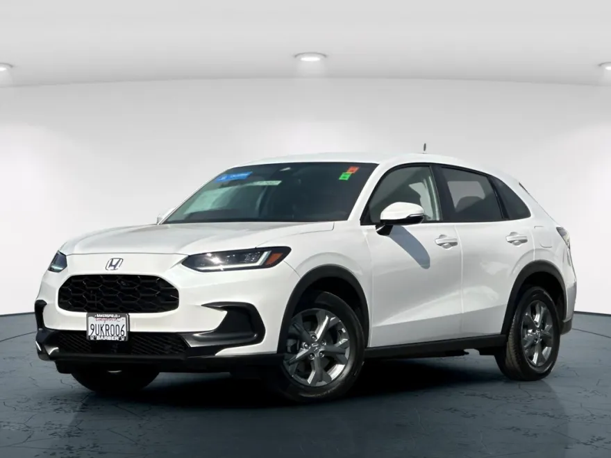 2026 Honda HR-V LX photo 1