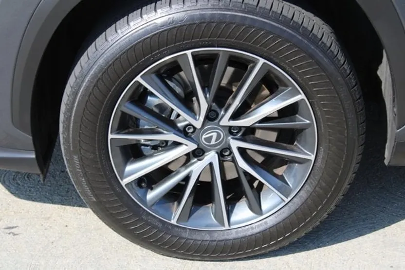2025 Lexus NX 350h Premium photo 1
