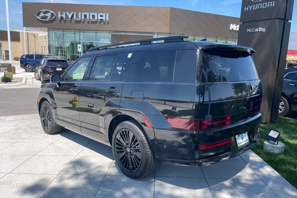 2026 Hyundai Santa Fe Calligraphy photo 1