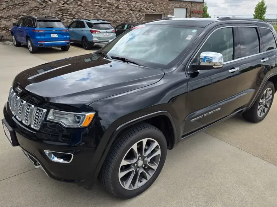 2018 Jeep Grand Cherokee Overland photo 1