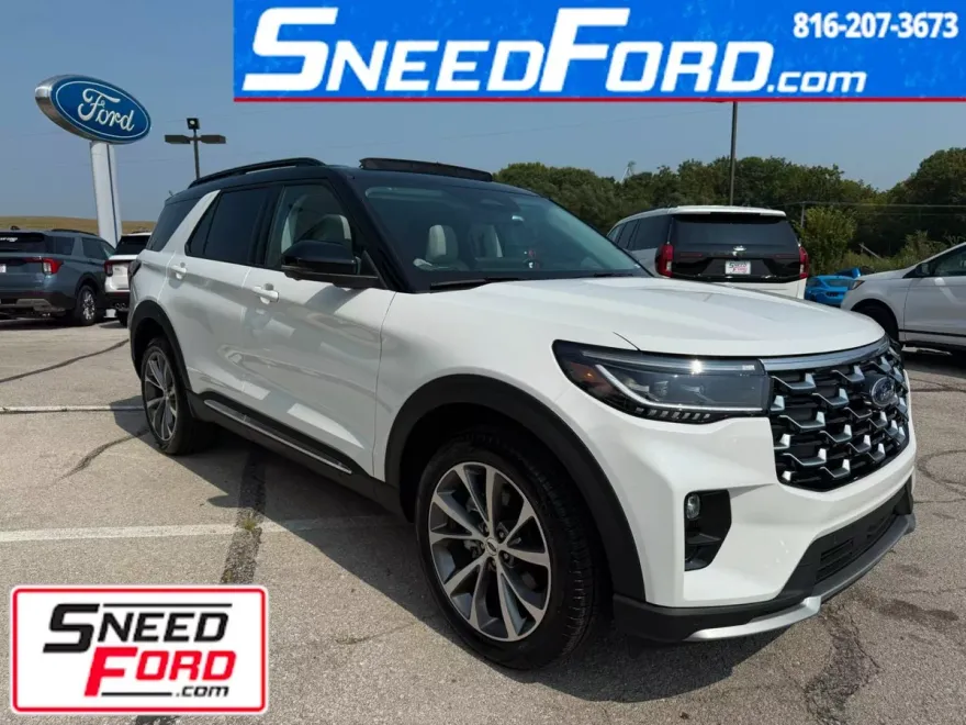 2025 Ford Explorer Platinum photo 1