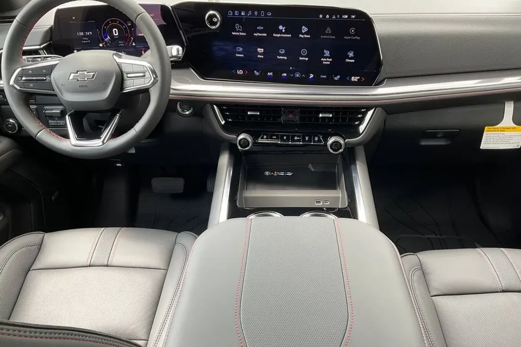 2025 Chevrolet Tahoe RST photo 1