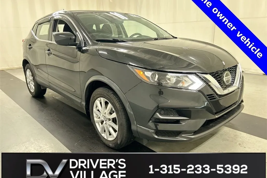 2020 Nissan Rogue Sport S photo 1