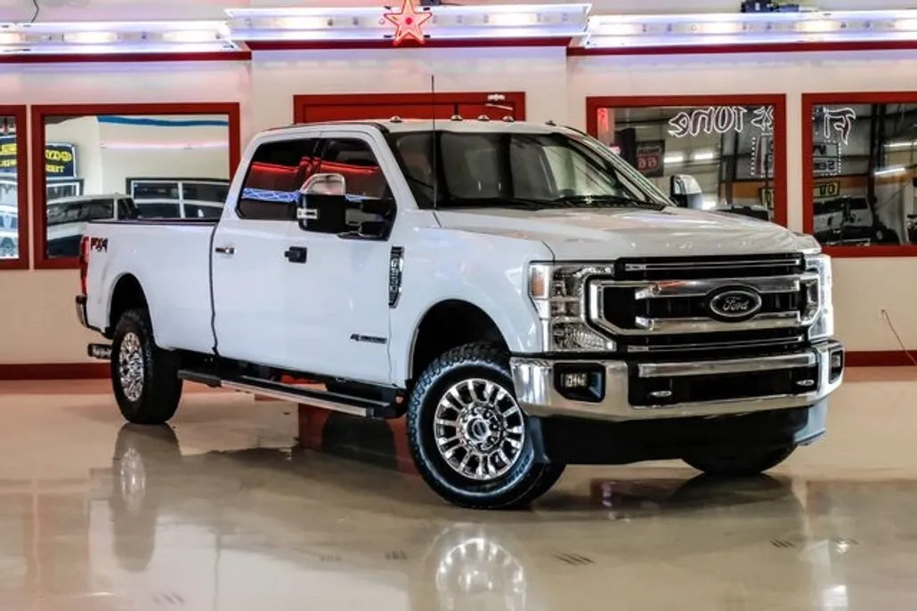 2022 Ford F-350 XLT photo 1