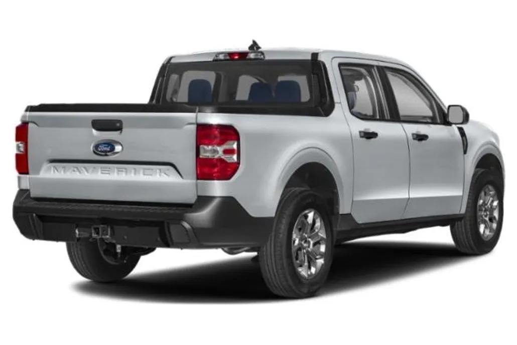 2024 Ford Maverick XLT photo 1