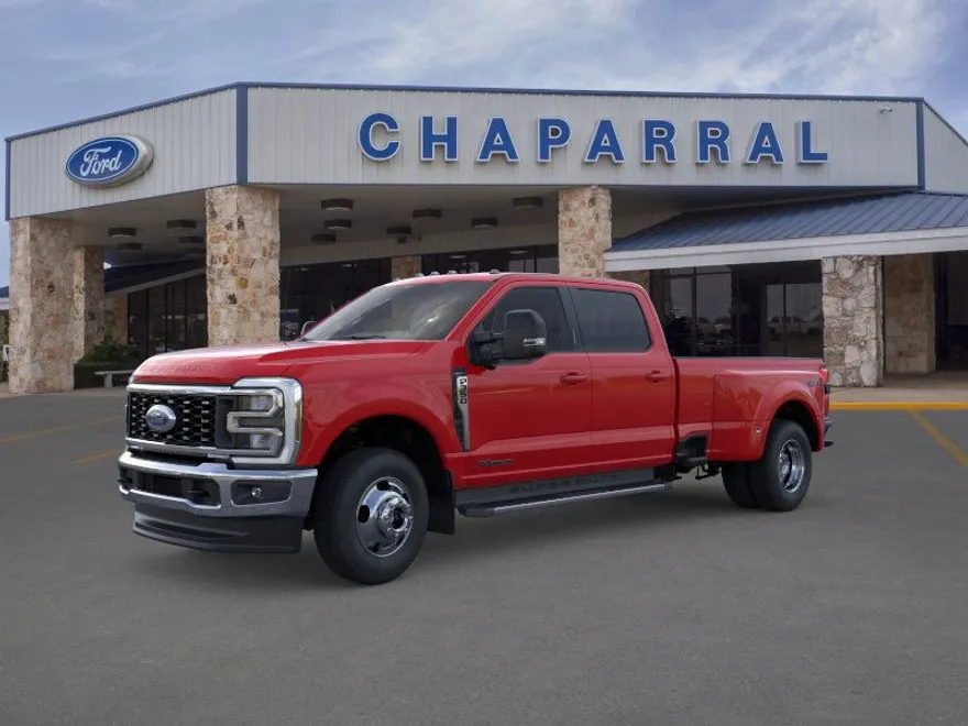 2025 Ford F-350 Lariat photo 1