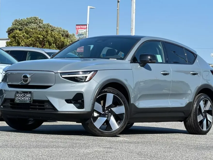 2023 Volvo C40 Recharge Ultimate photo 1