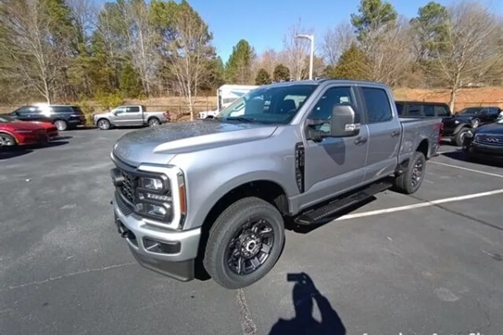 2024 Ford F-350 XL photo 1