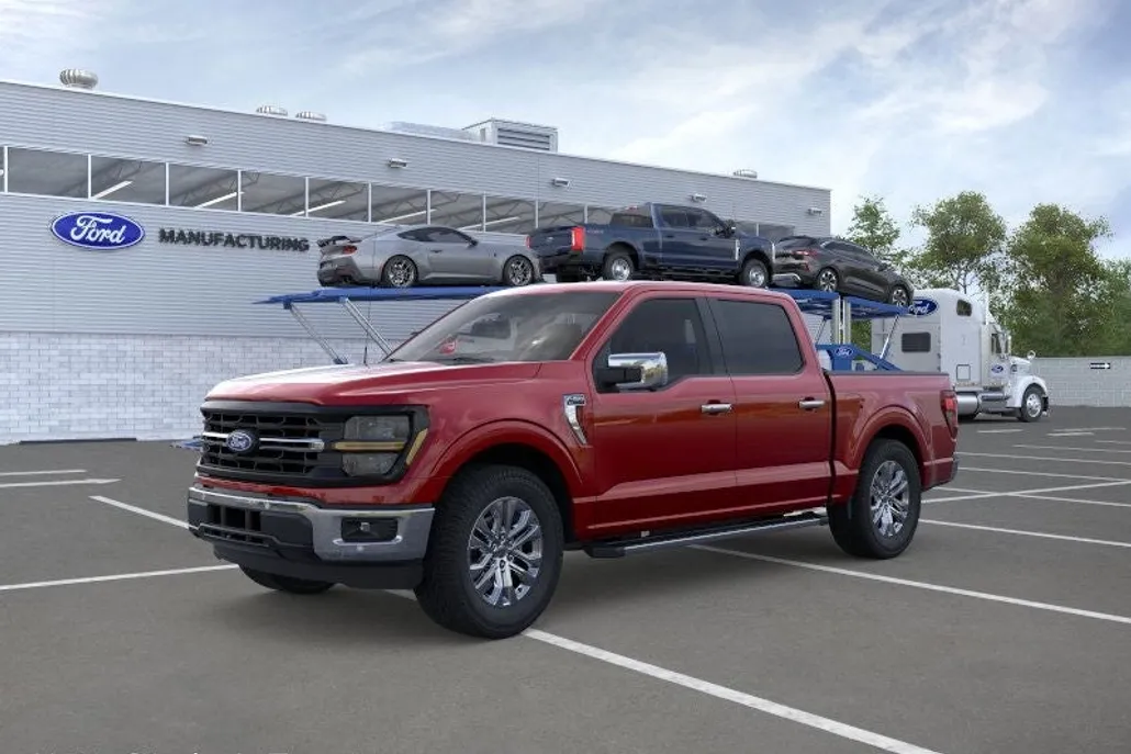 2025 Ford F-150 XLT photo 1