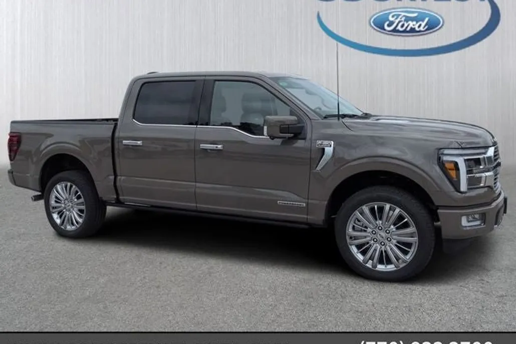 2025 Ford F-150 Platinum photo 1