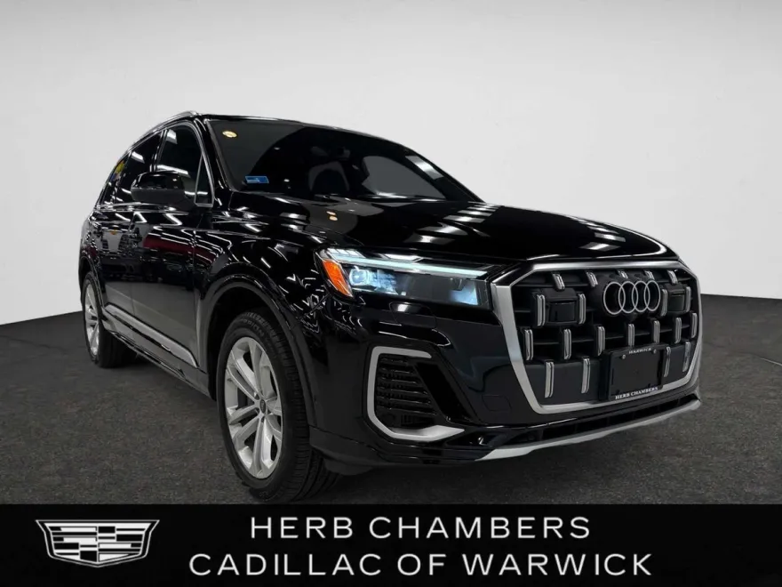 2025 Audi Q7 55 Premium Plus photo 1