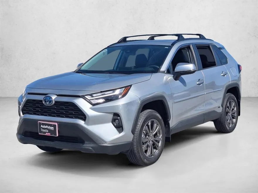 2024 Toyota RAV4 Hybrid XLE Premium photo 1
