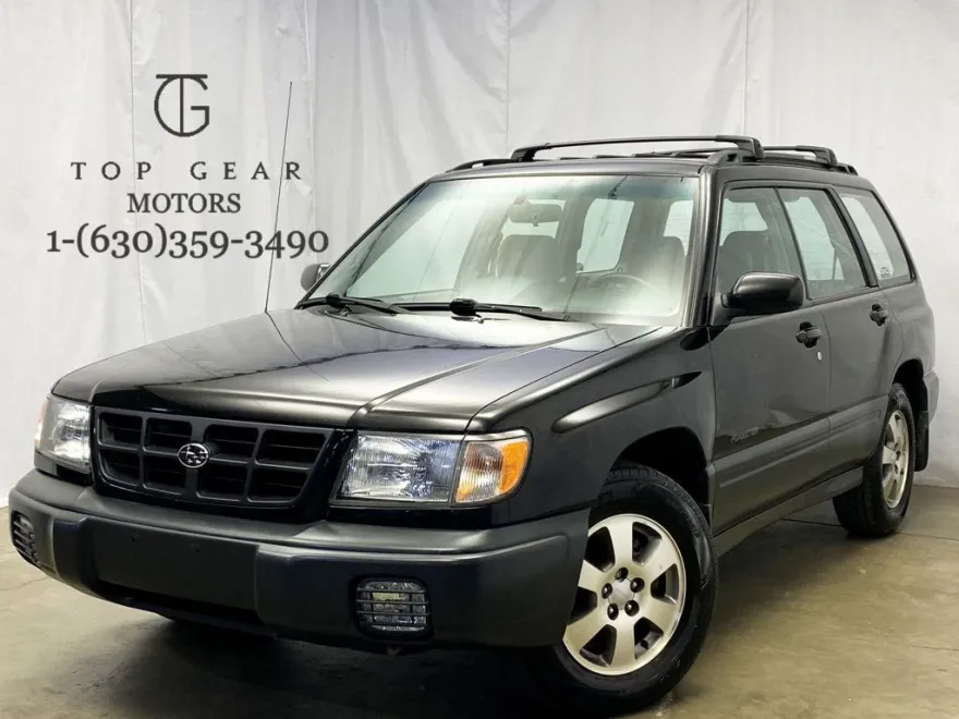 1999 Subaru Forester L photo 1