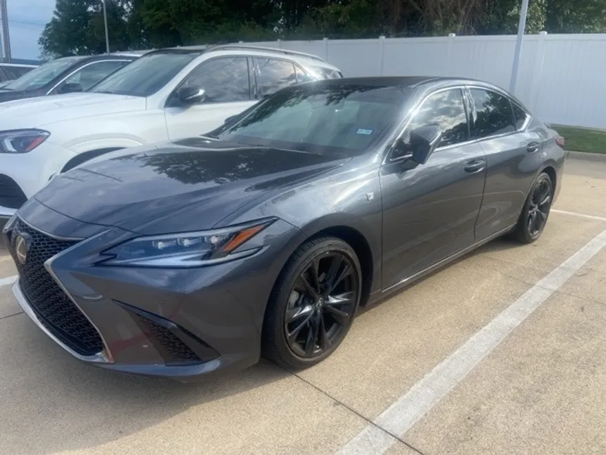 2022 Lexus ES 350 F SPORT photo 1