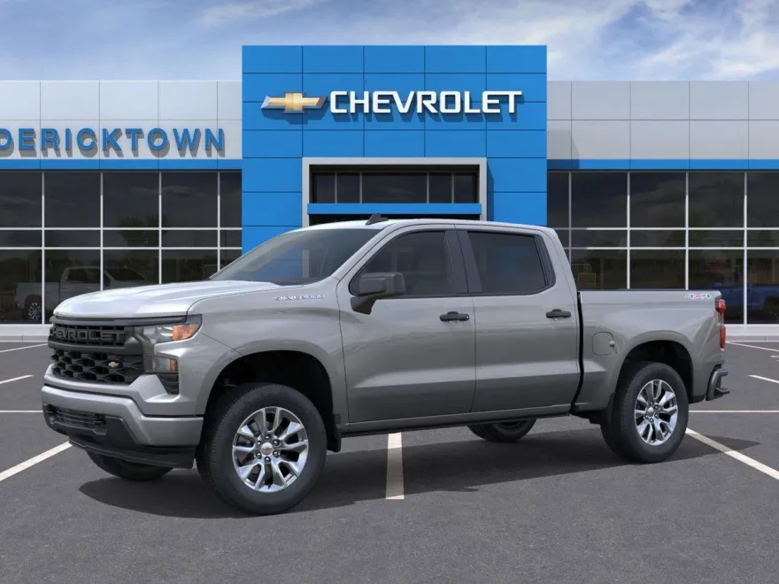 2026 Chevrolet Silverado 1500 Custom photo 1