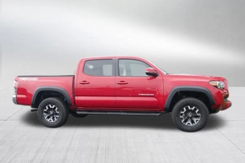2023 Toyota Tundra SR5 photo 1