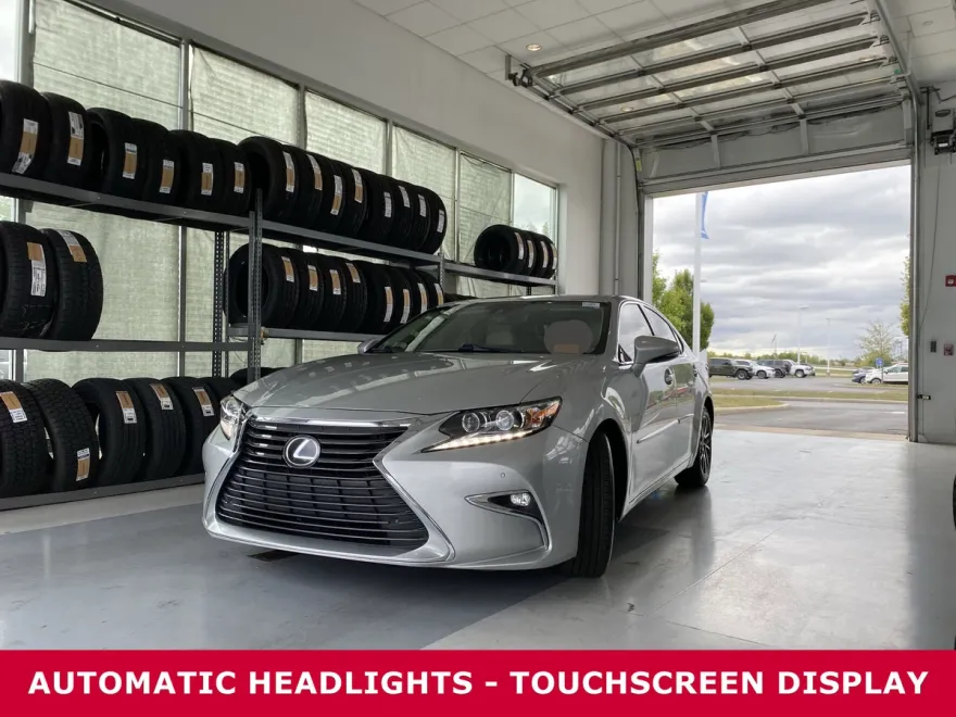 2016 Lexus ES 350 photo 1