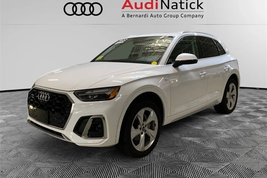 2022 Audi Q5 45 S line Premium Plus photo 1